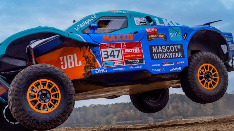 Nieuwe Dakar Rally auto voor Tim en Tom Coronel